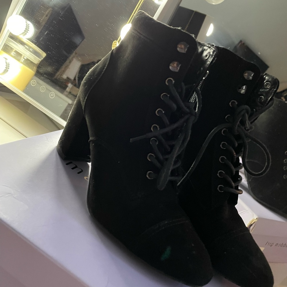 Black, 4 inch, suede heel boots.